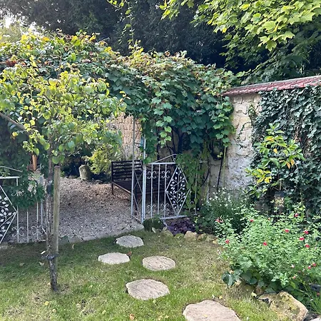 Oda ve Kahvaltı Au Coeur De Adam - Le Clos De